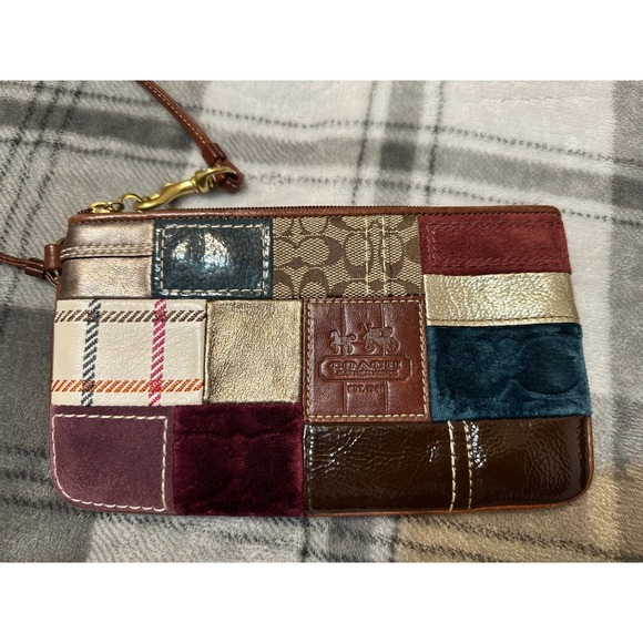 Vintage Coach Patchwork Wristlet Bag - Picture 2 of 6